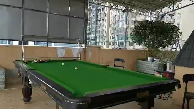 低杆第三颗球没退到开球线，高杆不是很好，不知能过不，呵呵，请点评！