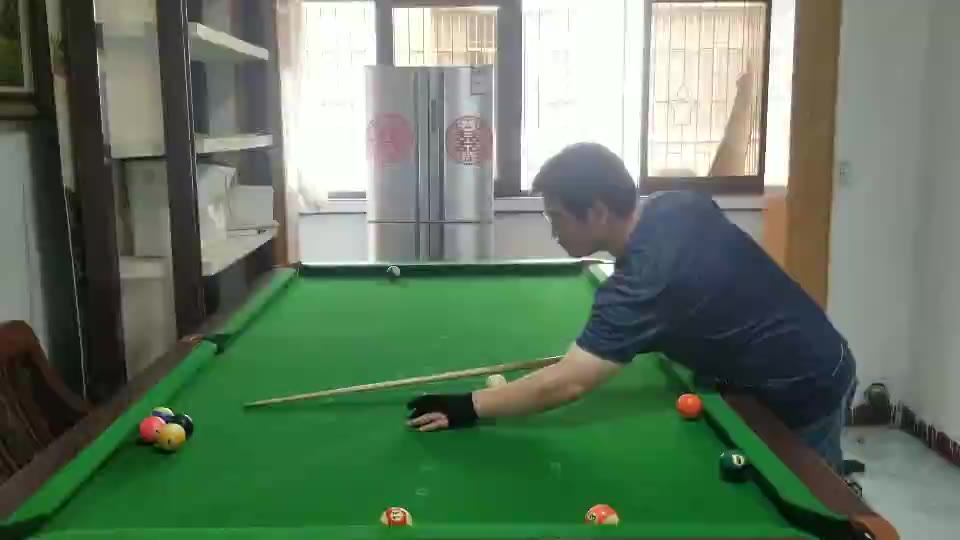 感觉不止是打点问题，还包含着发力问题，同样的打点推打压三中发力就是不一样的路线，这感觉太模糊了还得勤加练习