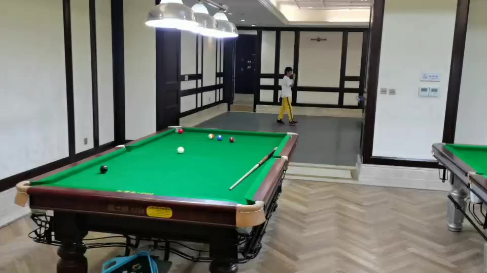 台尼走速太慢，所以高杆效果太差，老师多担待